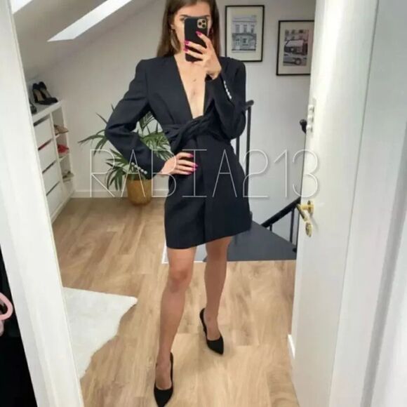 ✨HOST PICK✨ZARA DRAPED BLAZER DRESS - Picture 4 of 16